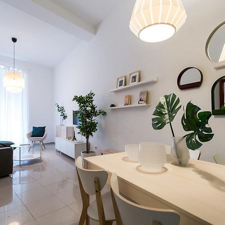 Apartamentos Diaber Gerona 22 Sevilha Exterior foto